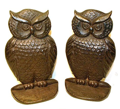 Pair antique cast iron OWL  bookends