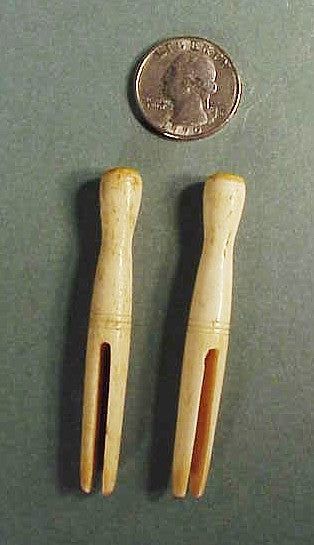 Rare pair antique miniature scrimshaw toy clothes pins