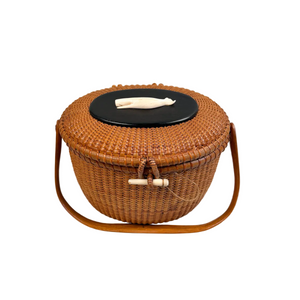 Vintage Nantucket Basket Purse by José Formoso Reyes