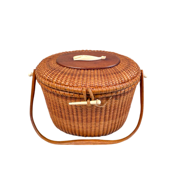 Vintage Nantucket Basket Purse by José Formoso Reyes