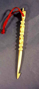 Scrimshaw Crochet Hook with Hand