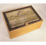 Antique gift box with print of the US Capitol, Washington D.C.