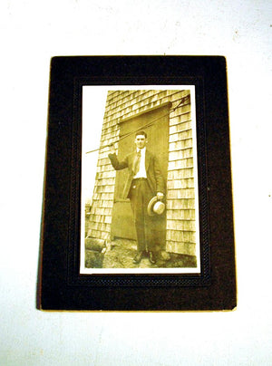 Descriptive image text